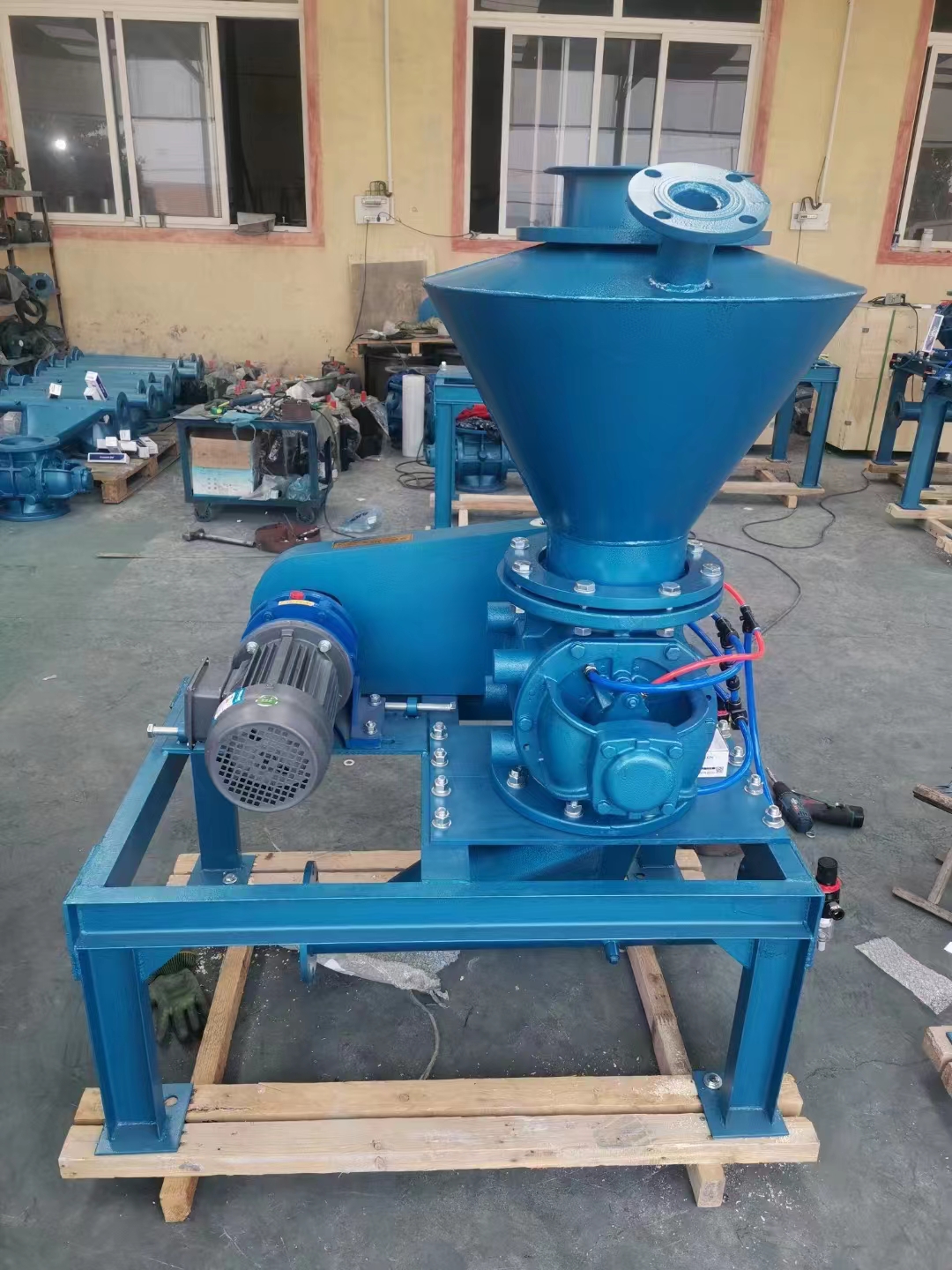 旋转供料器部件检修与维护方法