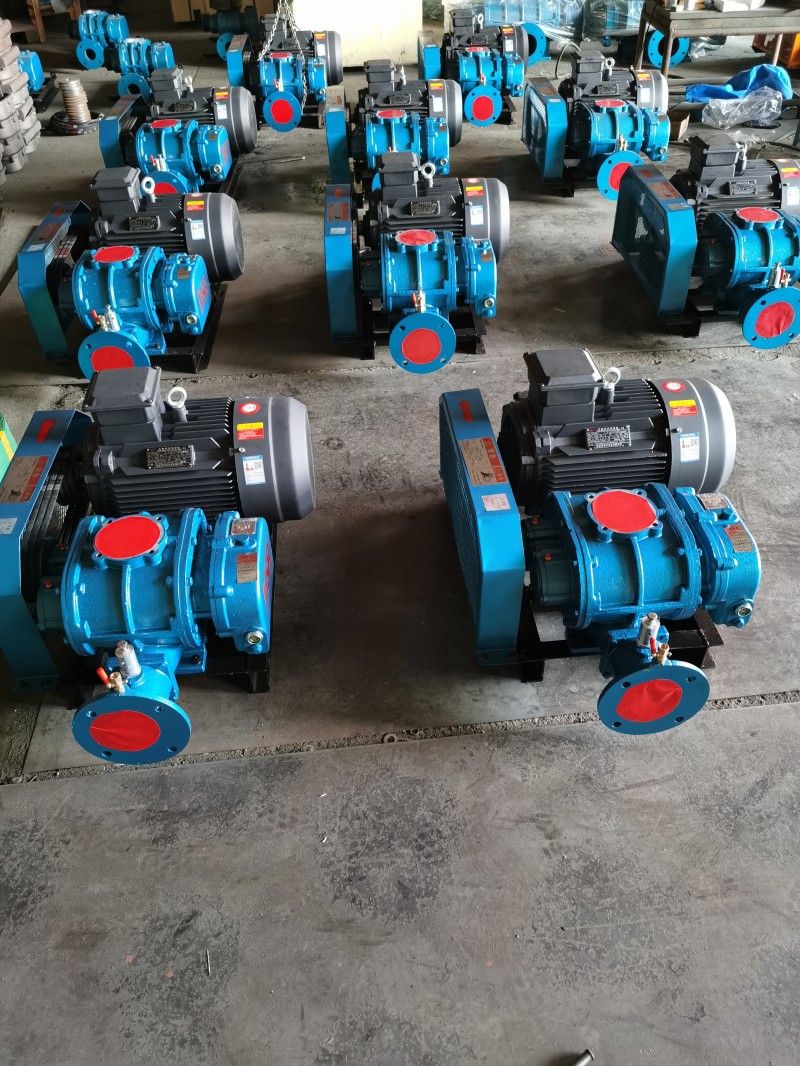 罗茨风机车间一角